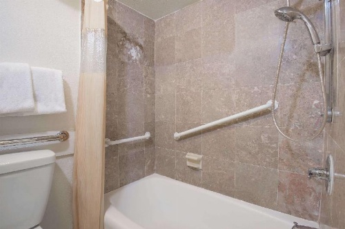 Knights Inn Colorado Springs Central image 17