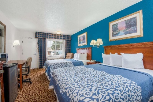 Knights Inn Colorado Springs Central image 36